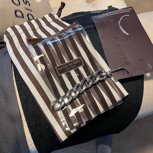 Henry Bendel chain strap extender